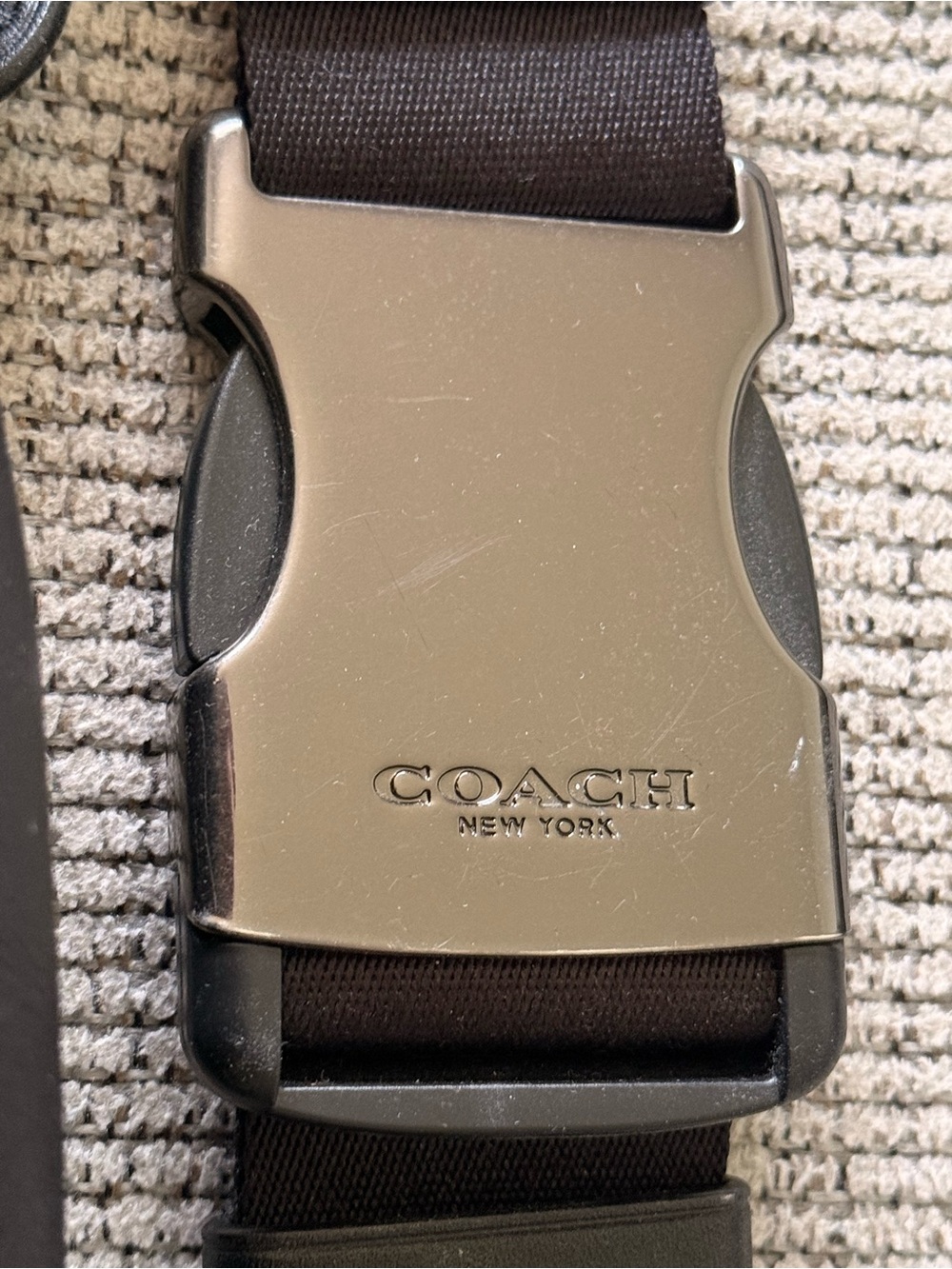 Coach Black Leather Men's Belt Bag with Brushed Metal Buckle - Picture 4 of 5